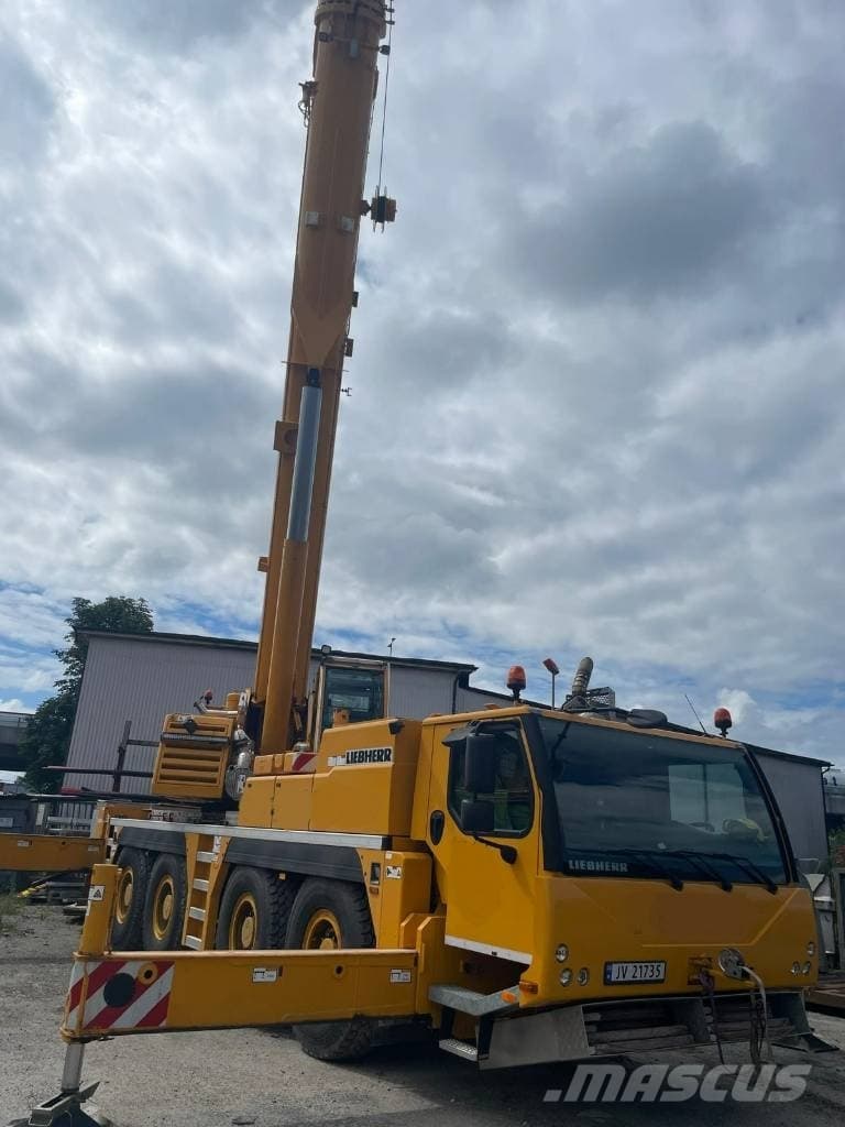 Liebherr LTM 1090-4.1