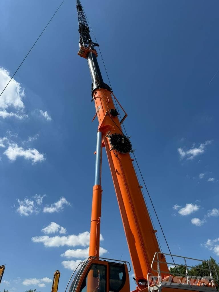 Liebherr LTM 1300-6.2